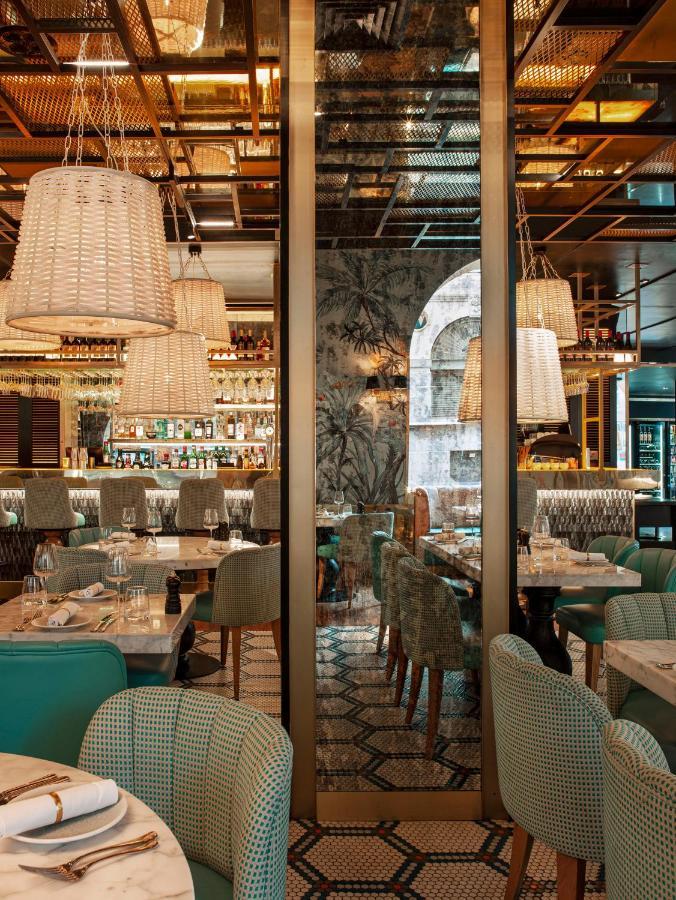 Hotel Me London By Melia - Covent Garden Esterno foto Restaurant interior