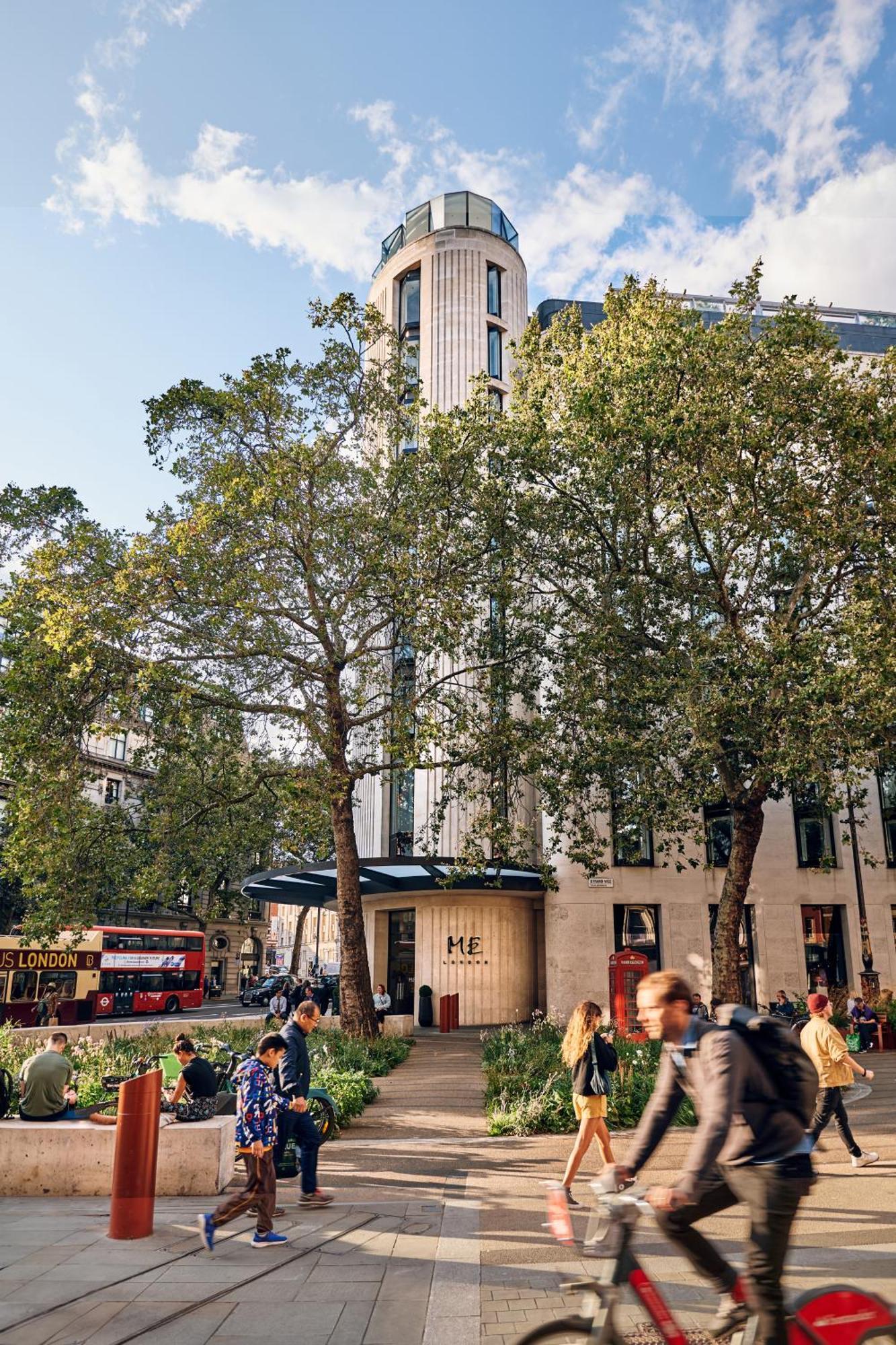 Hotel Me London By Melia - Covent Garden Esterno foto The London Stock Exchange