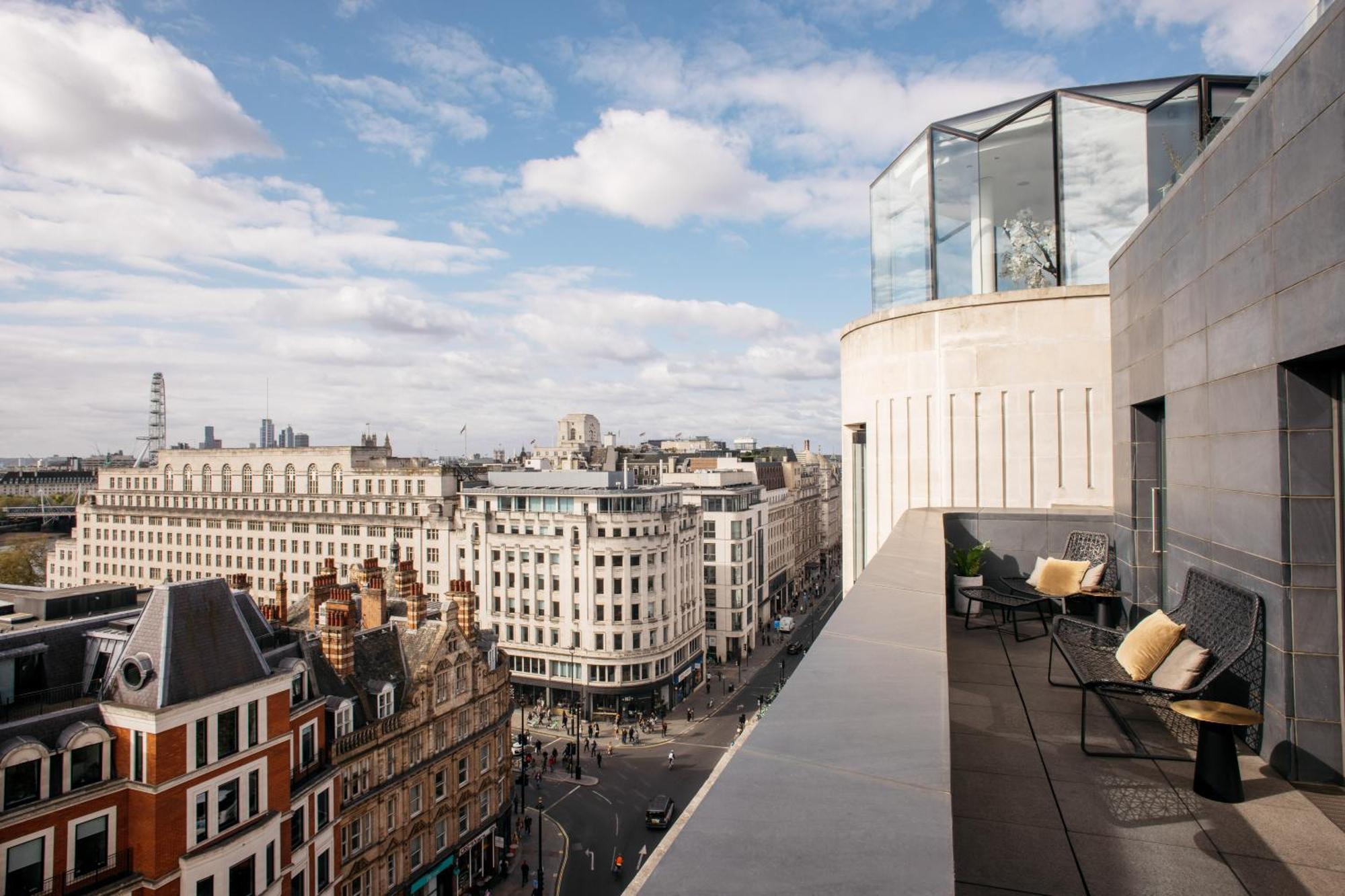 Hotel Me London By Melia - Covent Garden Esterno foto The Terrace at The Wallace Collection