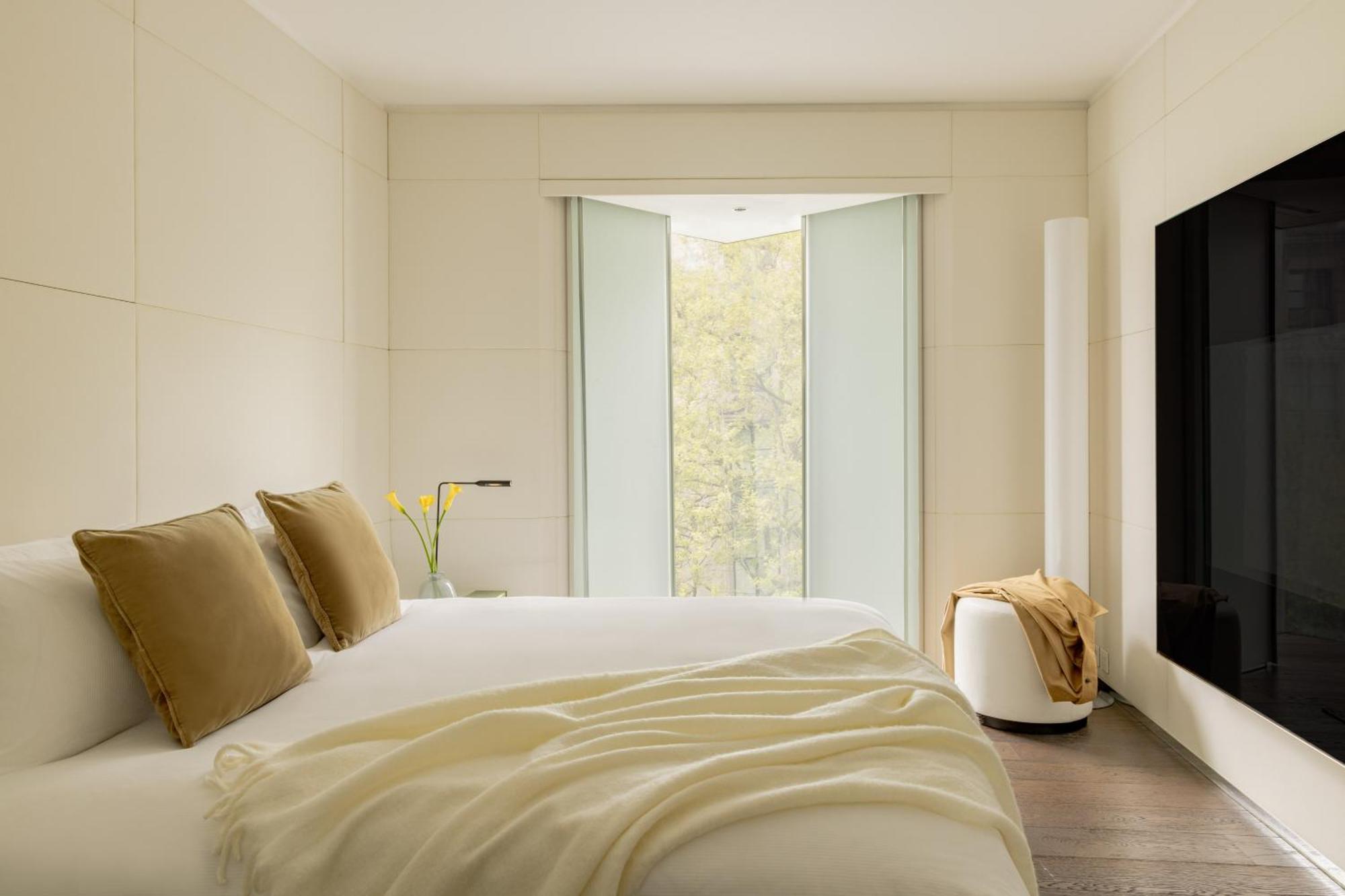 Hotel Me London By Melia - Covent Garden Esterno foto A bedroom